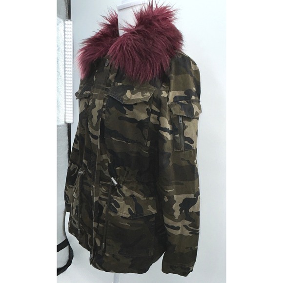 Ashley Blue Womens Camo Military Anorak Jacket Burgundy Faux Fur Collar Medium - Picture 4 of 10